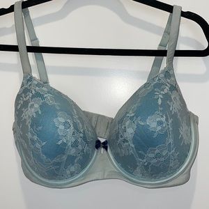 Victoria’s Secret 36DDD bra